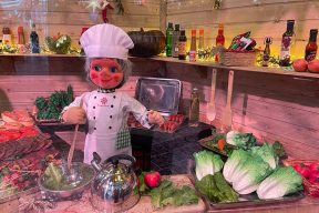 «Пад вясёлым зубрам», «Мігдаловы кароль» і іншыя эпізоды неверагоднай інсталяцыі ў Мінску